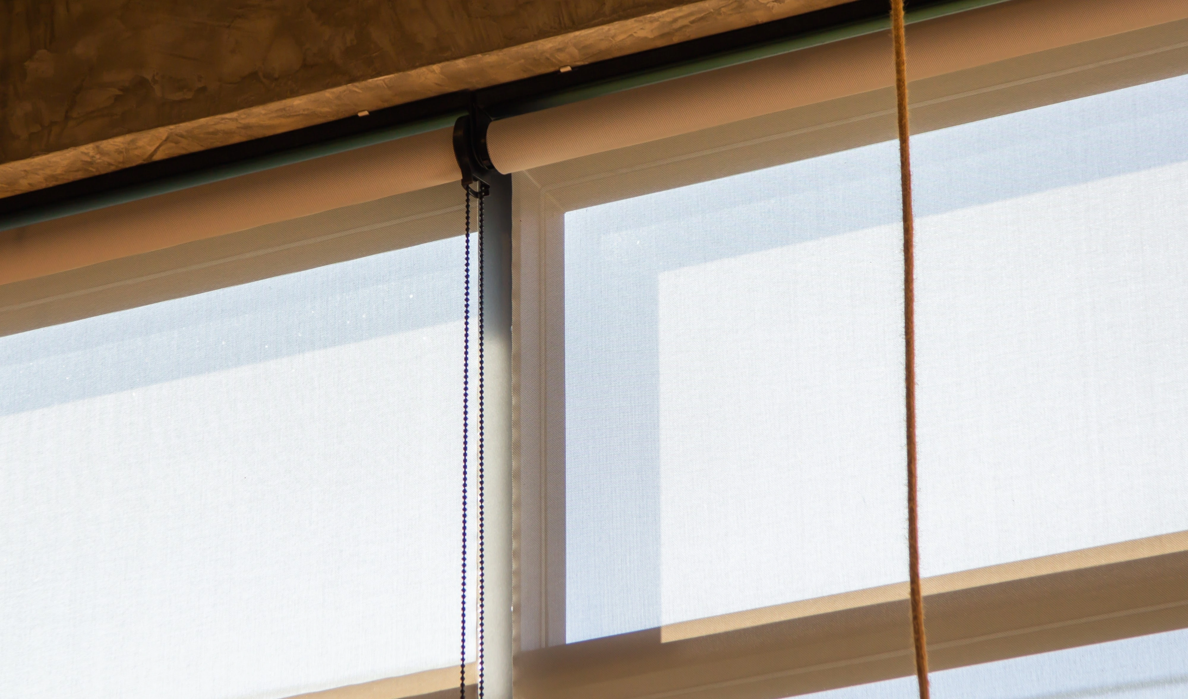 Cortina Sun Screen Roller